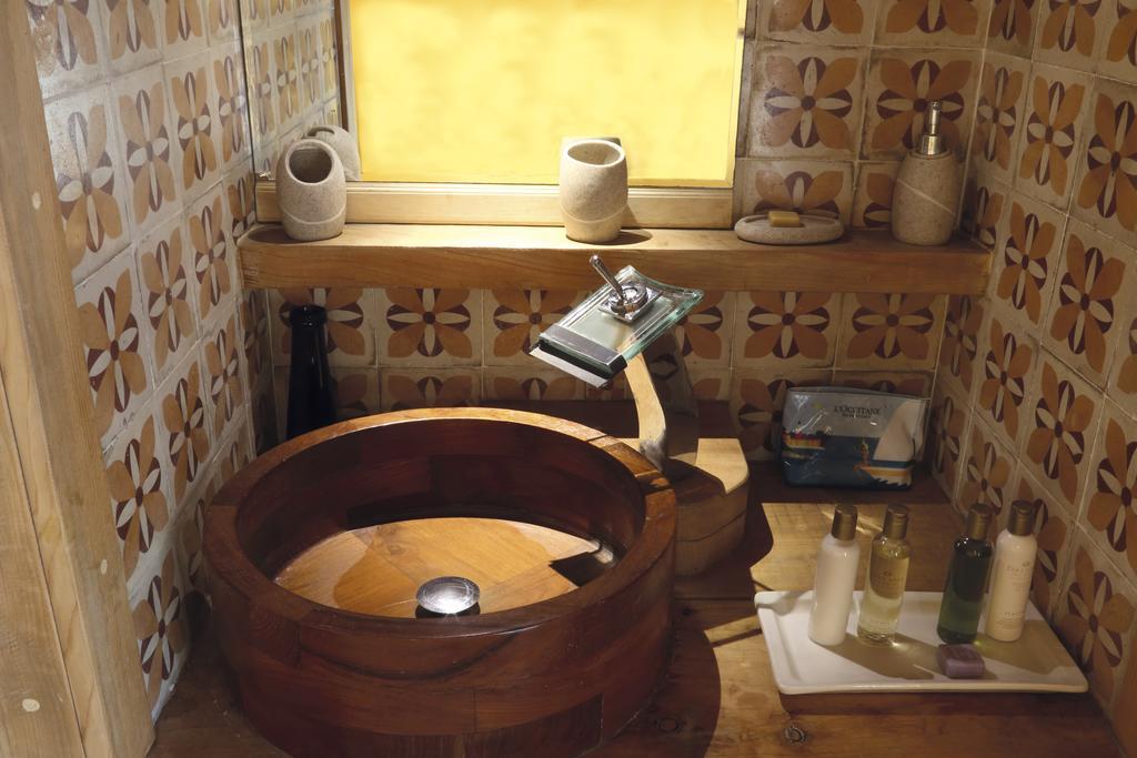Bed and breakfast La Casa De Boulbon Chambre photo