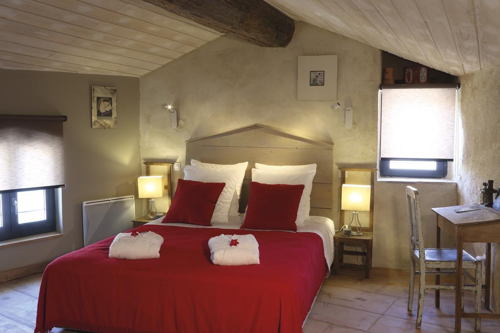 Bed and breakfast La Casa De Boulbon Chambre photo