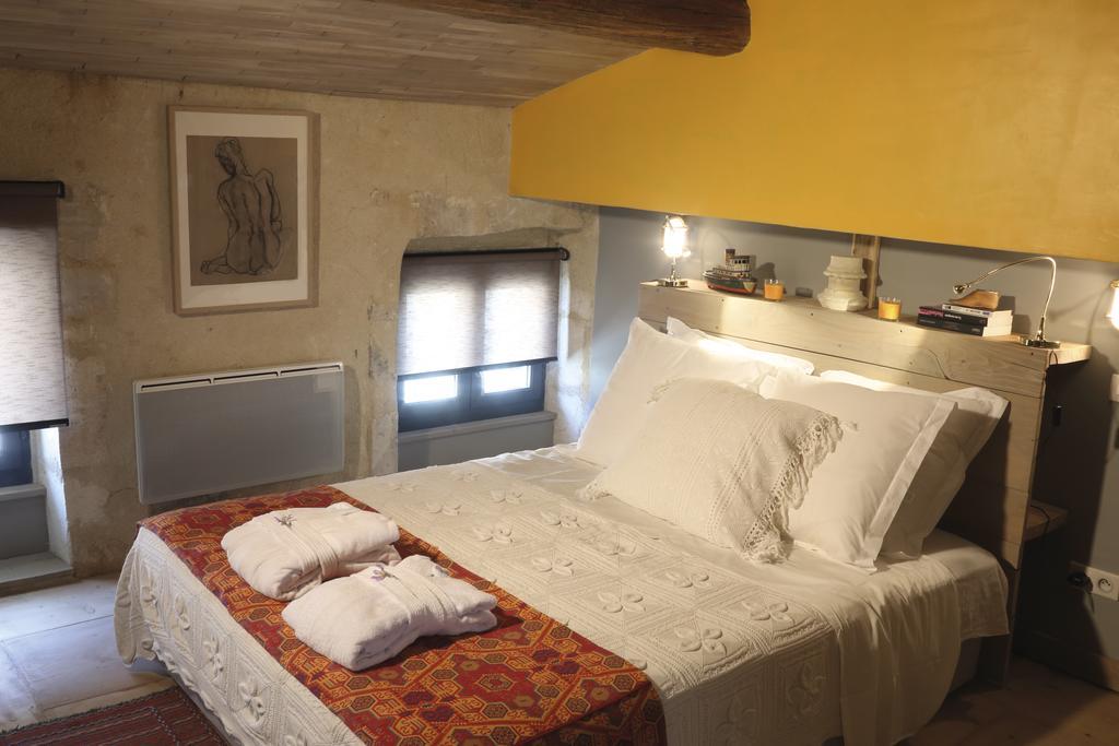 Bed and breakfast La Casa De Boulbon Chambre photo